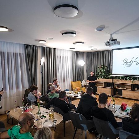 Hotel Restovna Jíloviště Εξωτερικό φωτογραφία